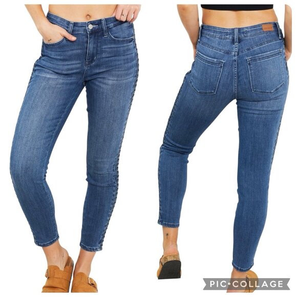 Judy Blue Denim - Judy Blue Women Size 15/32 Jeans Relaxed Fit Braided Detail Blue Stretch